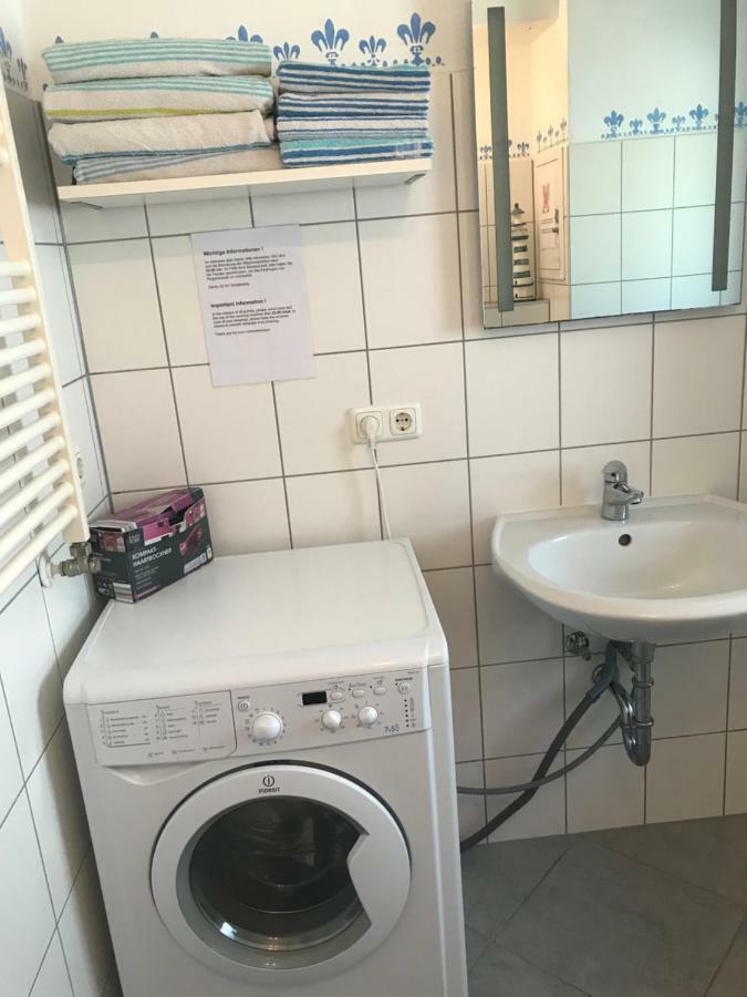 Unterkunft Fuer Arbeiter Und Monteure Gräfrath Exteriér fotografie